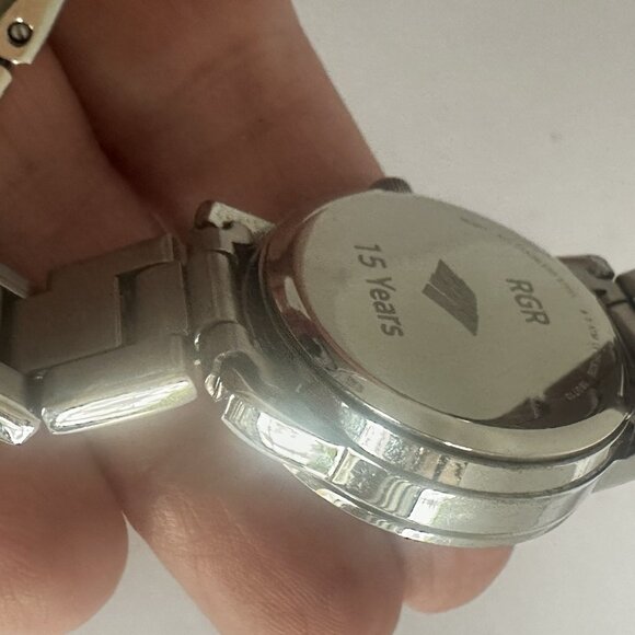 Remix Women's Stainless Steel Watch Blue Face Date Dial Silver Band Working - Picture 6 of 10